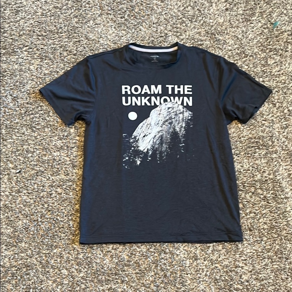 Old Navy “Roam The Unknown” T Shirt